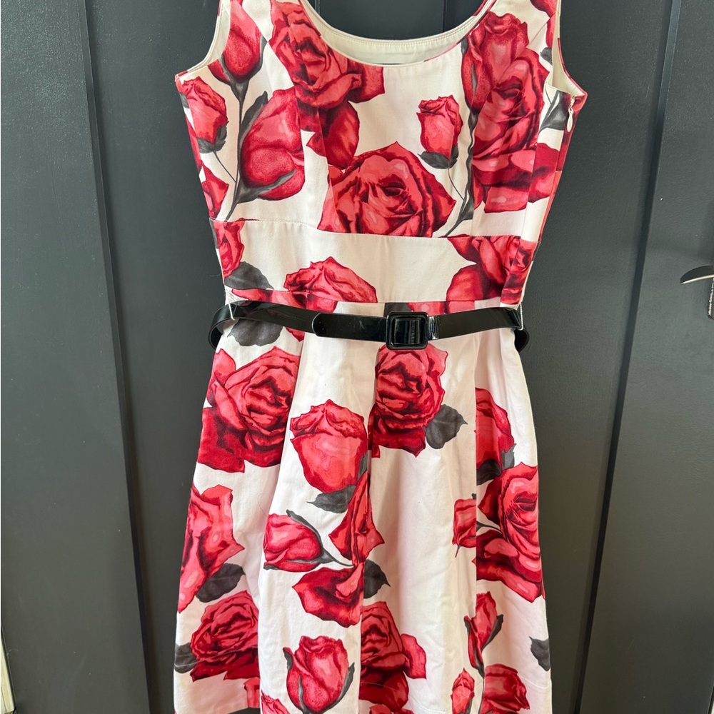 White House Black Market Red Floral Dress